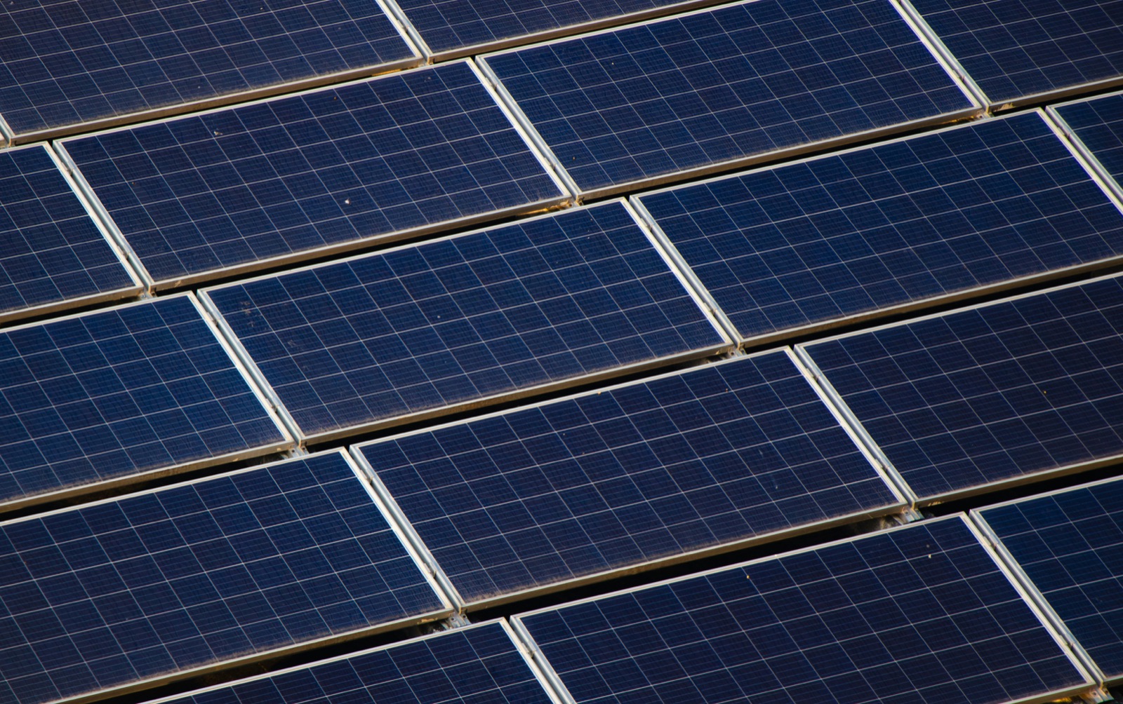Precisely installed photovoltaic modules in close-up